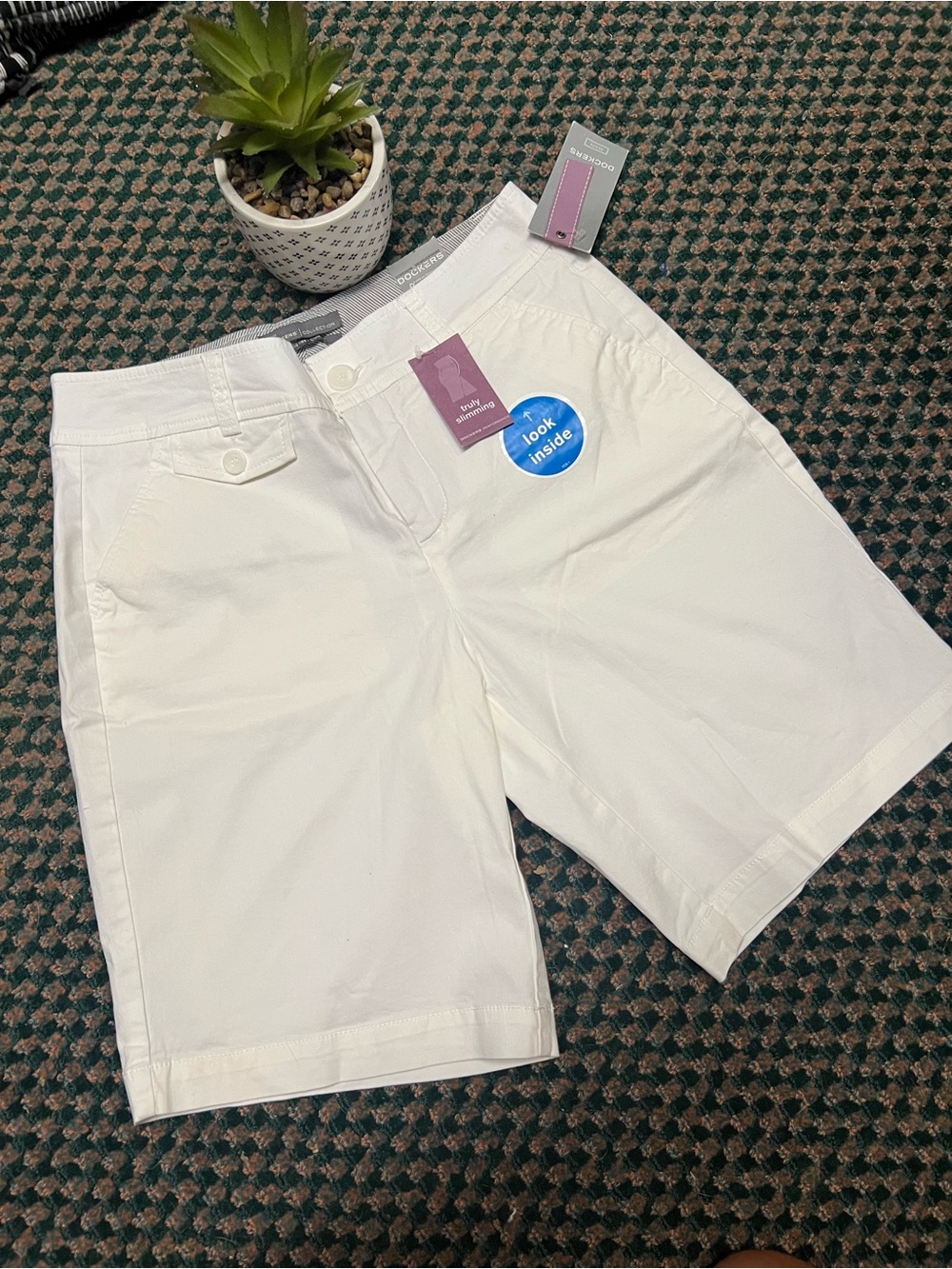 NWT Dockers Bundle Women’s White Stretch Bermuda Shorts